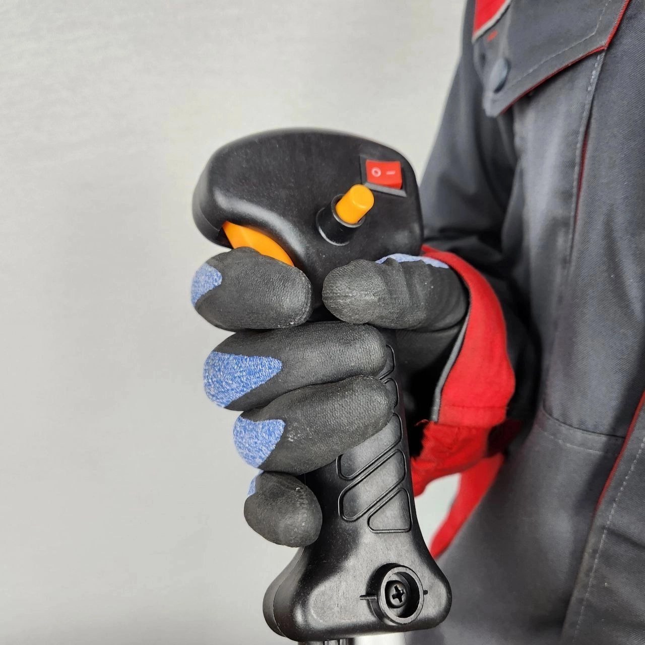 علف زن اینتیمکس مدل 060701 ۲ زمانه ۵۸ سی سی